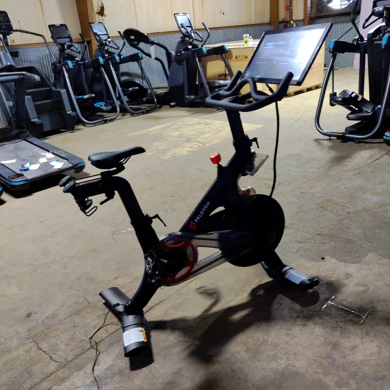 Peloton Bike – Interactive Indoor Cycling