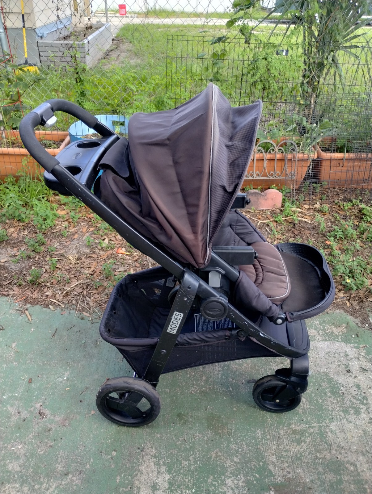 Graco MDS Modes Stroller.... Ready Parent Tray Cup Holder