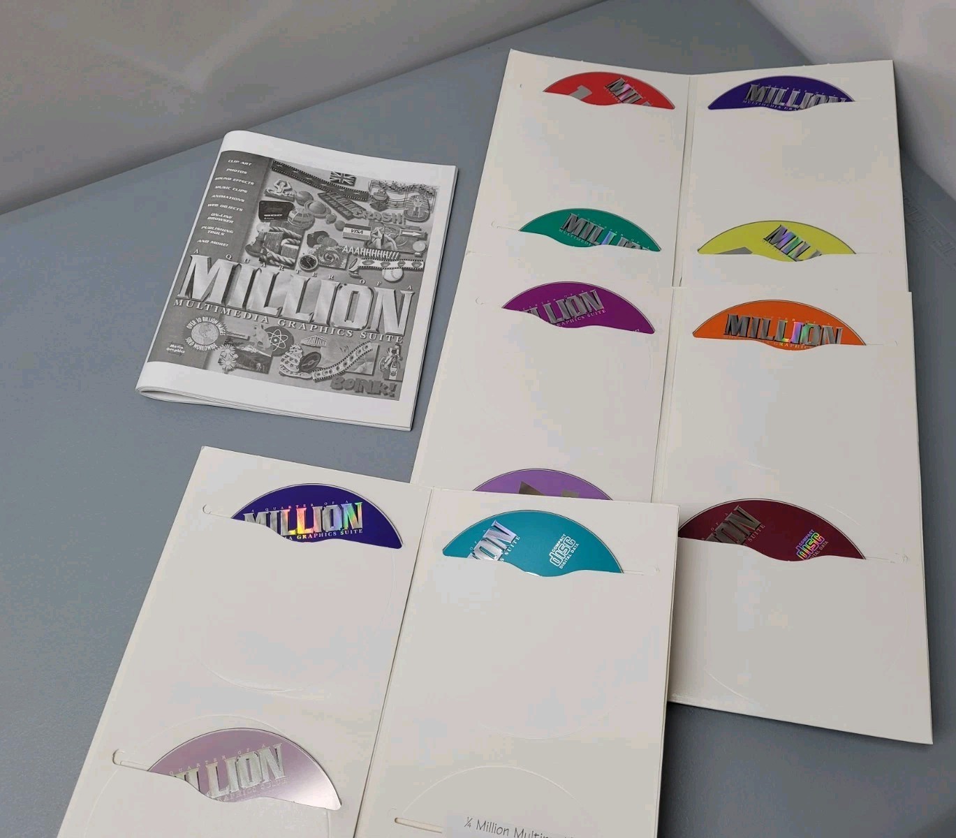 Quarter Million Multimedia Graphics 11 CD-ROM PC Computer Big Box Windows 1998