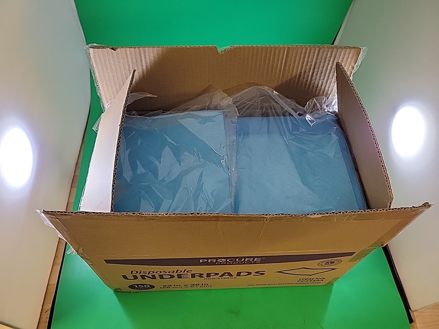 PROCURE PRODUCTS DISPOSABLE UNDERPADS 148 count 23" X 36'' open box 2 missing