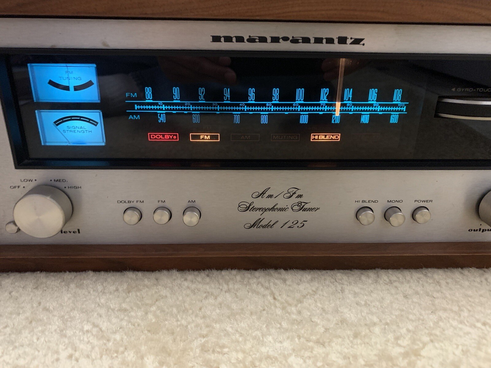 Marantz Vintage Model 125 Stereophonic FM/AM Tuner Good Condition W/ Manual