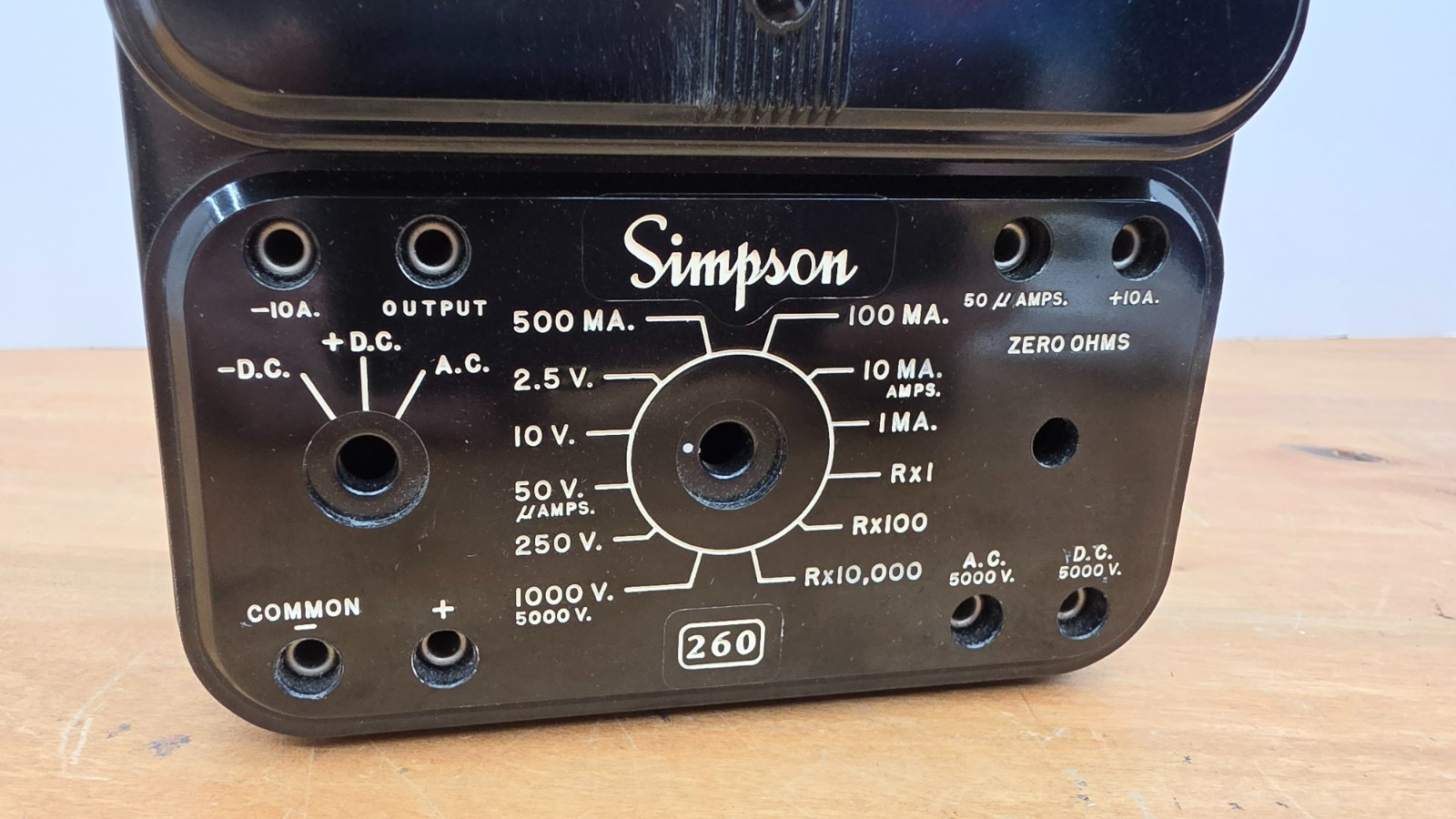 Vintage Simpson 260 Volt Ohm Milliammeter - Missing knobs