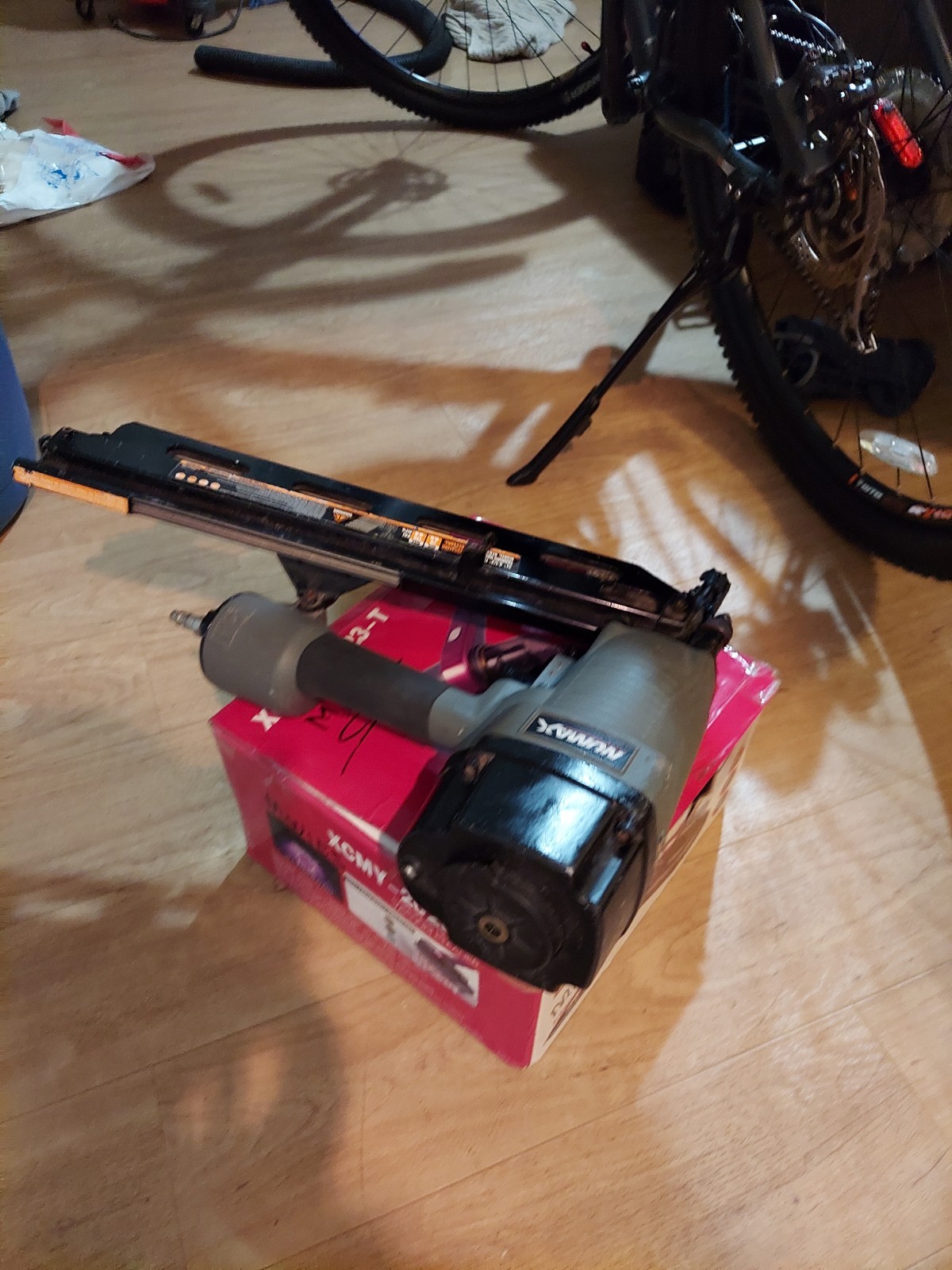 POWERNAIL 50P FLEX Power Hardwood Flooring Cleat Nailer Pneumatic