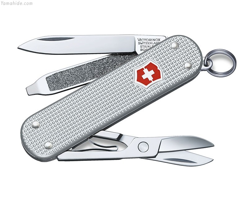 Victorinox 0.6221.26 Classic SD Alox Aluminum Handle