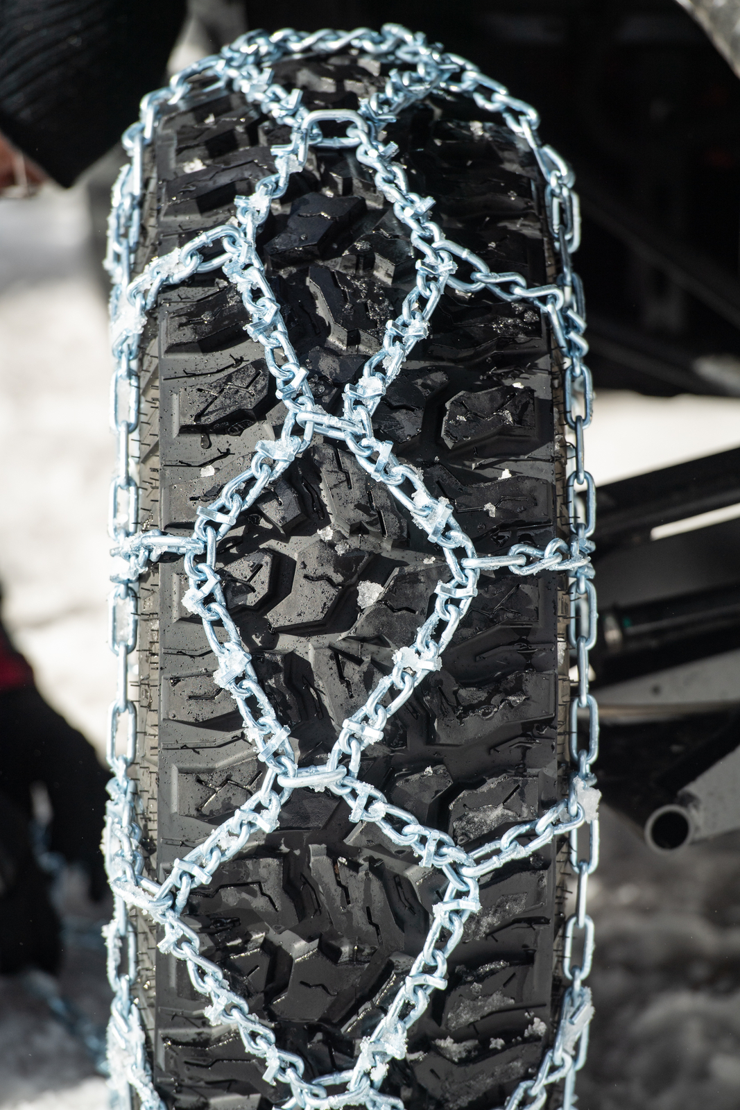SEDONA Diamond V Bar Snow Chains 32" 32x10 14 And 32x10 15 SC "32"