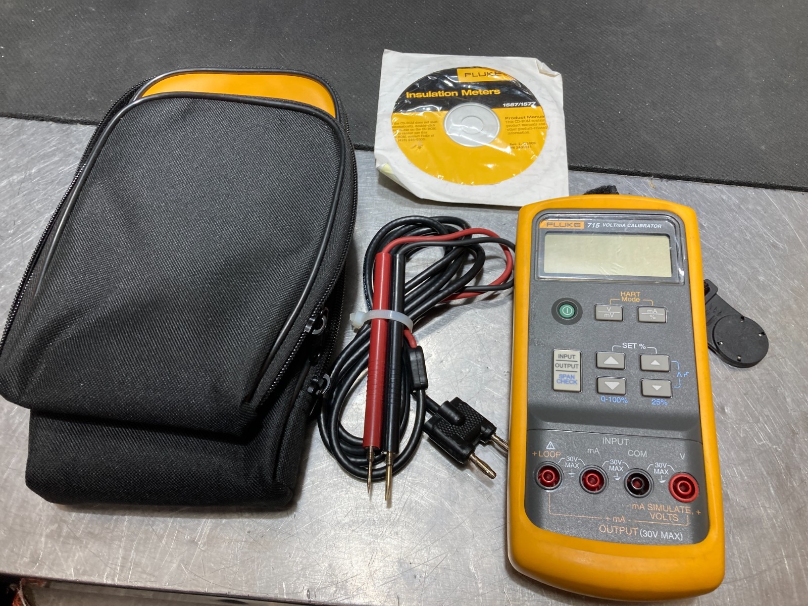 Fluke 715 Volt/mA Loop Calibrator **Tested & Ready. Free USPS Priority Shipping