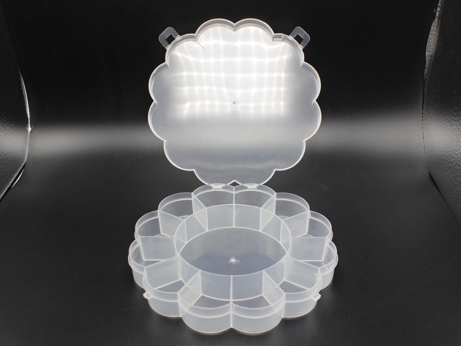 Clear Plastic Flower Box Case 13 compartments Beads Display Storage Container
