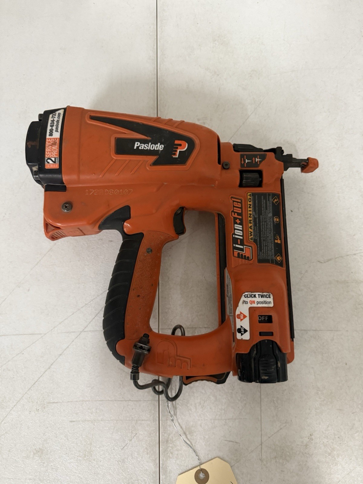 Paslode IM200Li  18 Ga Brad Nailer