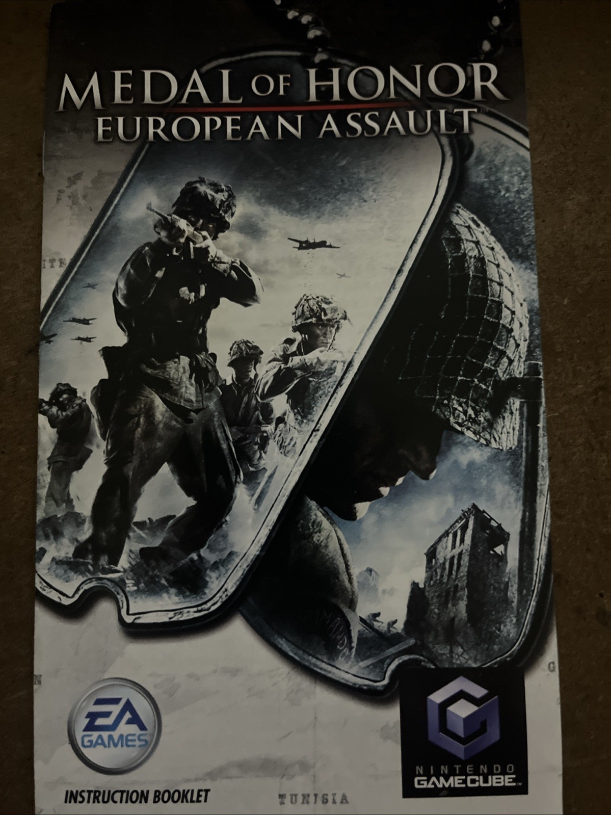 Medal of Honor: European Assault (Nintendo GameCube, 2005) Manual Booklet