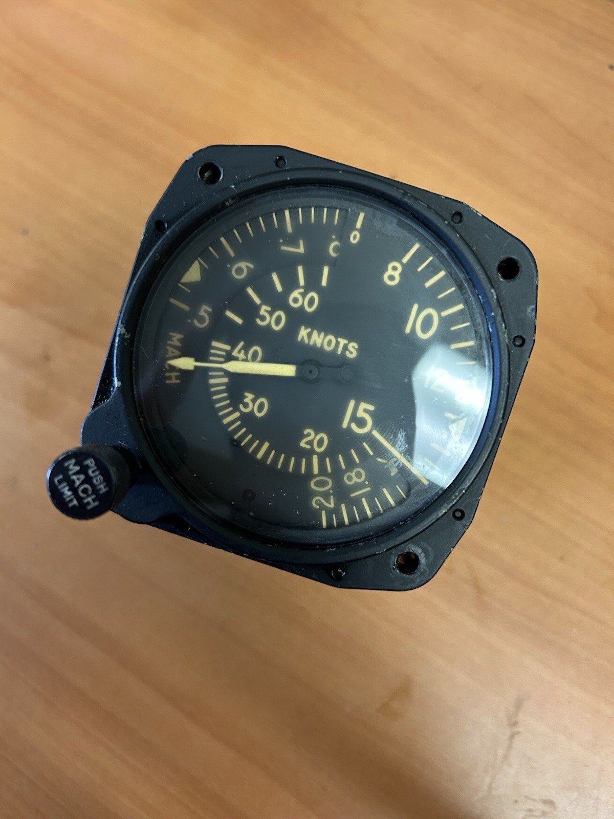 Authentic U.S. Kollsman Learjet Airspeed & Mach Number Indicator S/N 4184