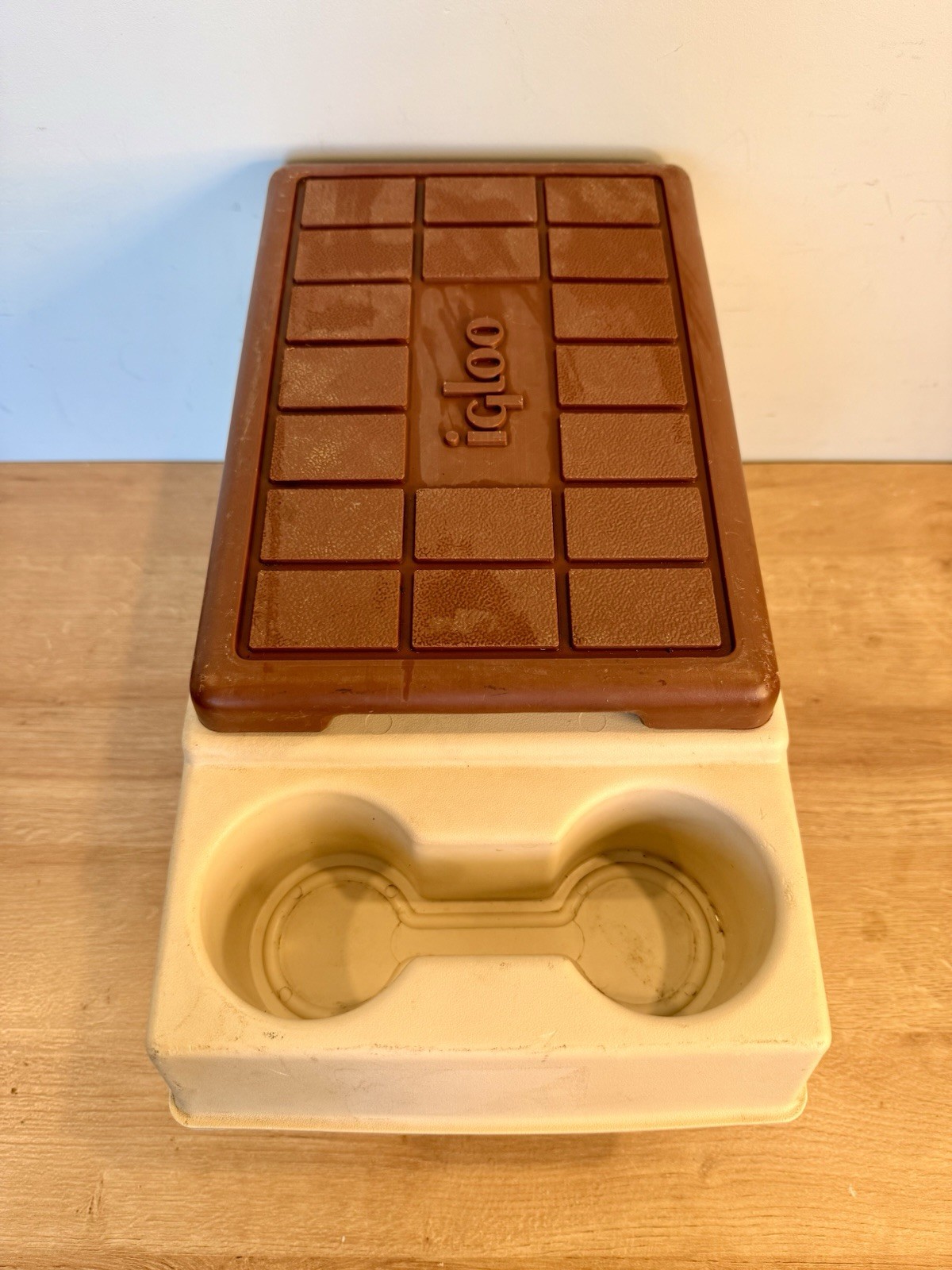 Vintage Igloo Little Kool Rest Cooler Console Beige Cup Holders for Car or Truck