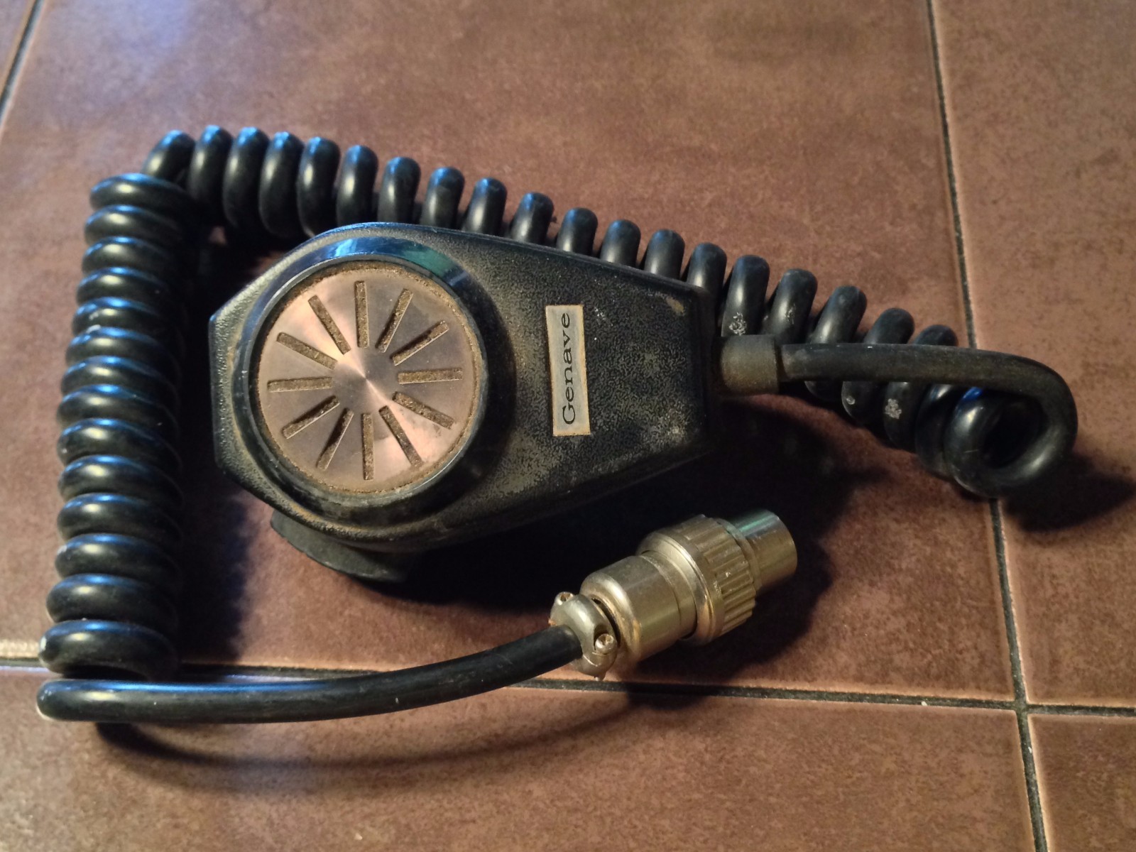 Genave Unicom Hand-Held Microphone