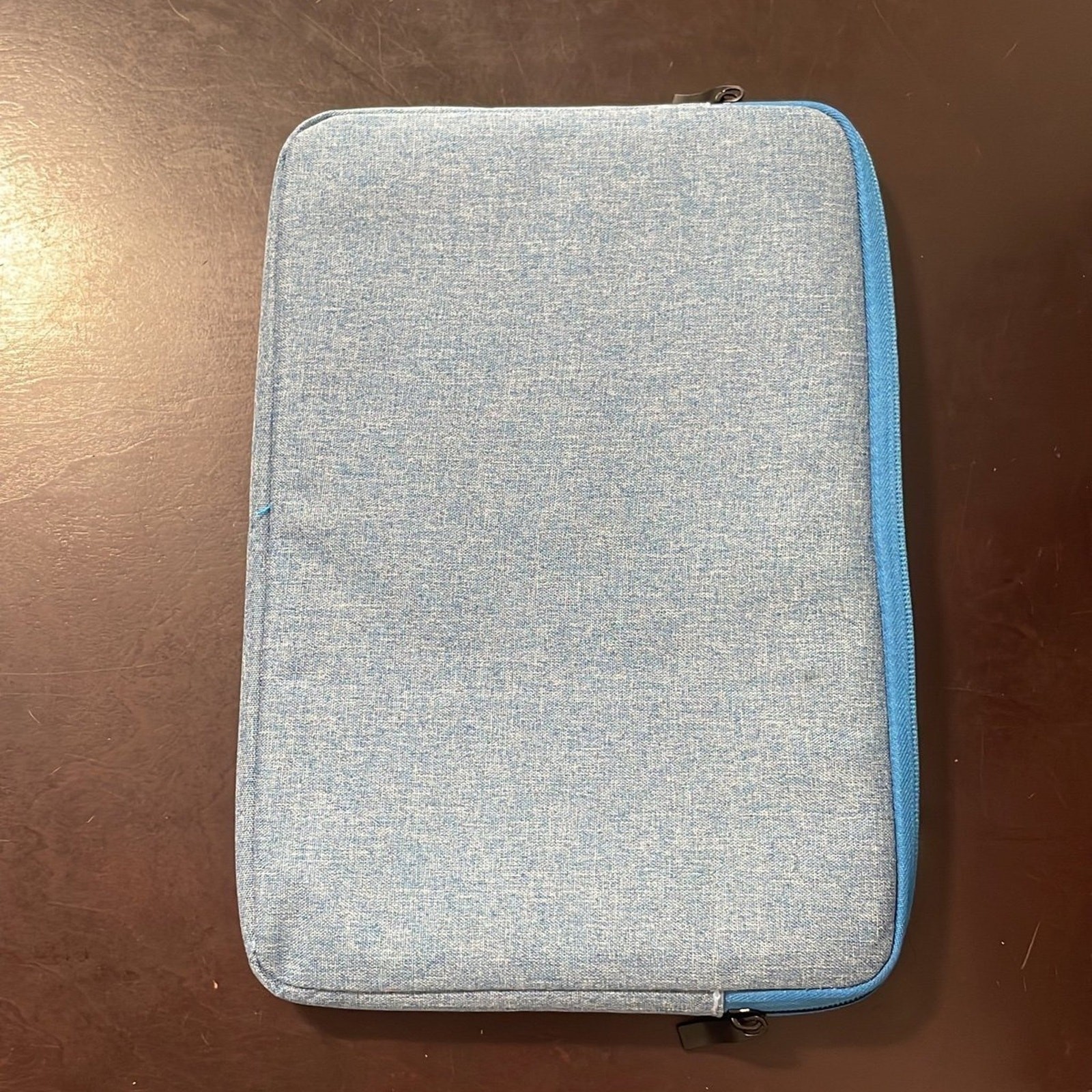 MacBook Air 11” shell and blue soft case
