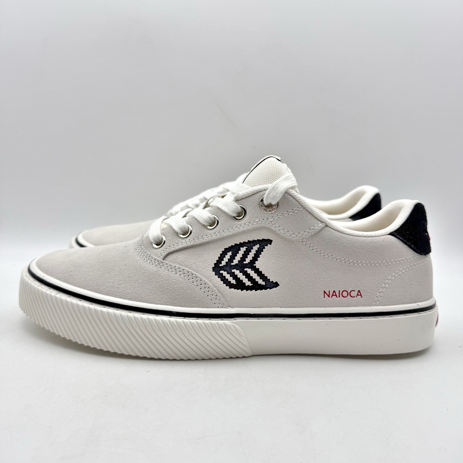 Cariuma x Atari Naioca Low Top Sneaker Womens 9 Mens 7.5 Off White Suede NIB