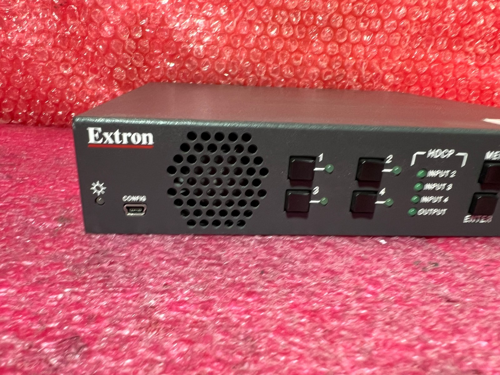 Extron IN1604 HD 4-Input HDCP-Compliant Video Scaler