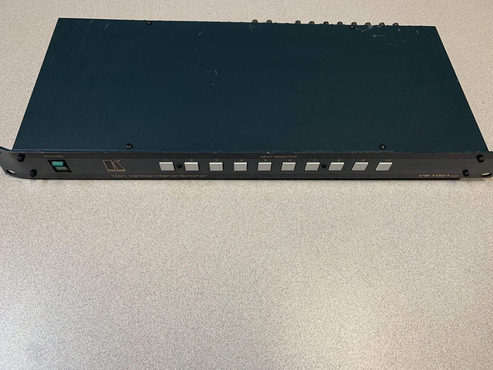 Kramer VS-1001 XLM 10 in 1 out audio video switcher Tested 9 ports Work W/Cord
