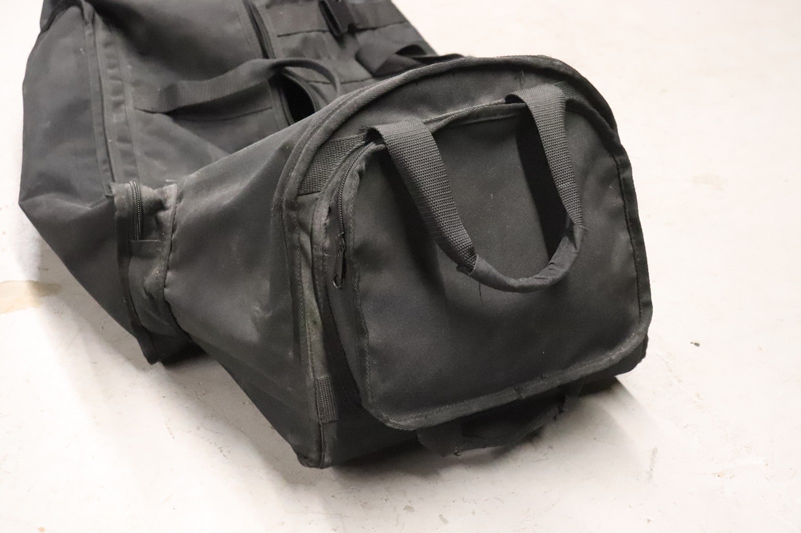 Kaces 36" Rolling Hardware Bag