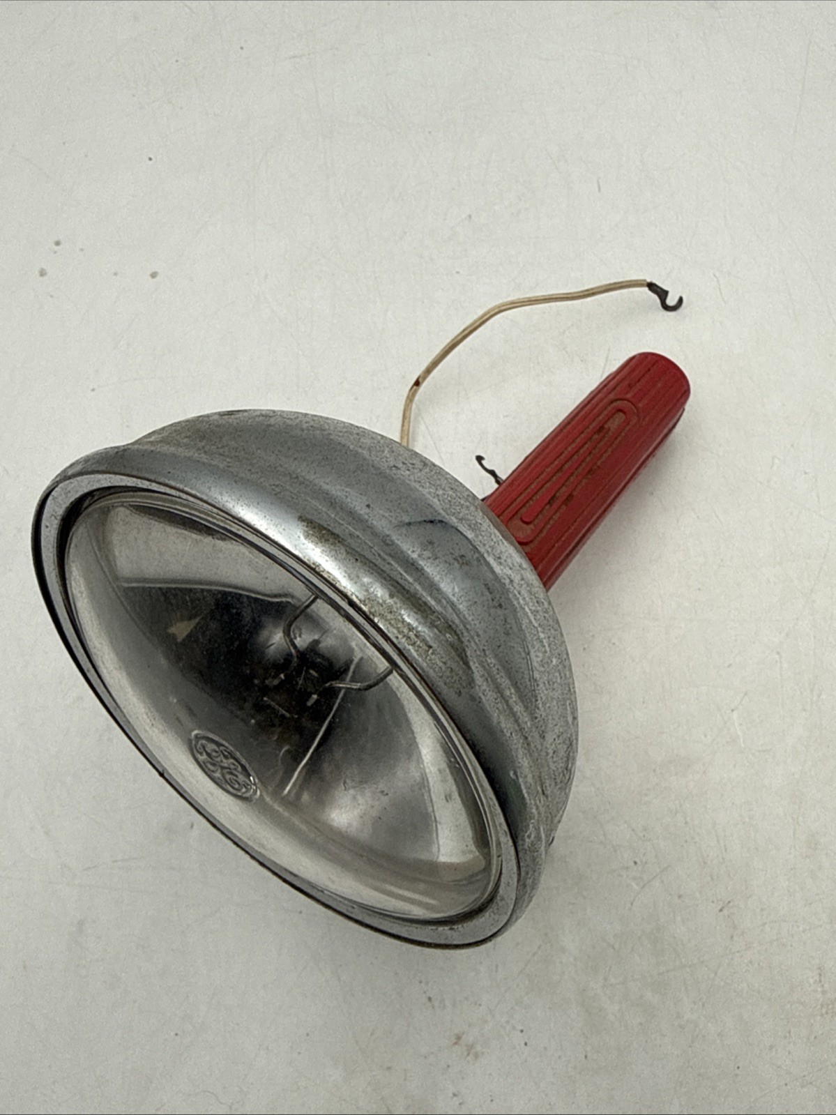 Vtg Hungerford Portable Light Lantern Red Plastic Handle Battery Powered VGUC