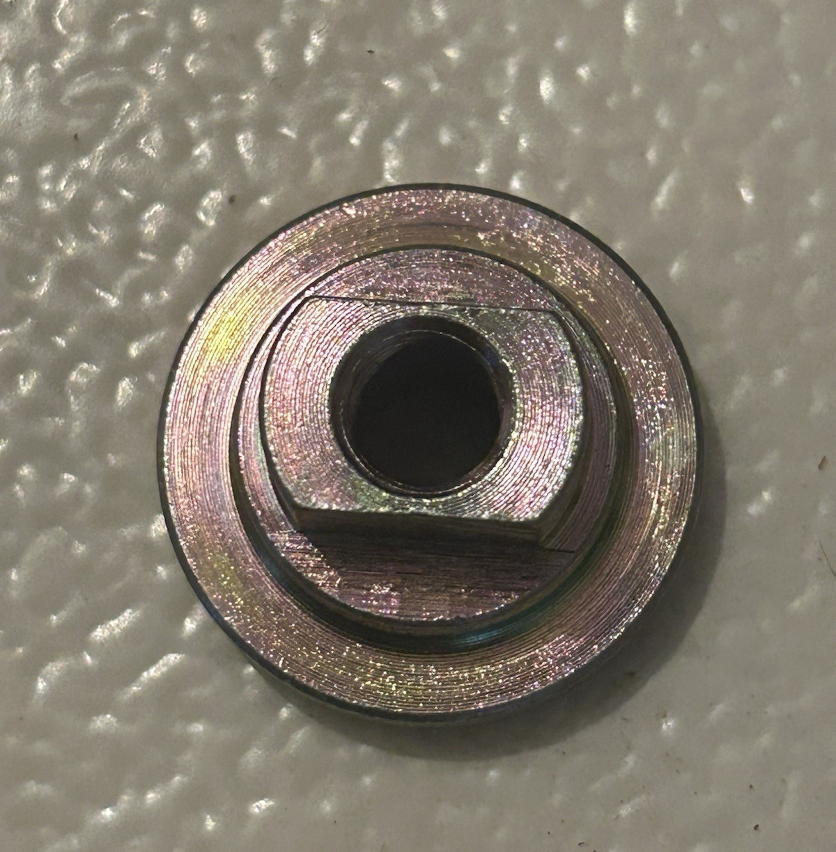 527495 - A New Blade Nut For A New Idea Red 5406, 5407, 5408, 5409 Disc Mowers