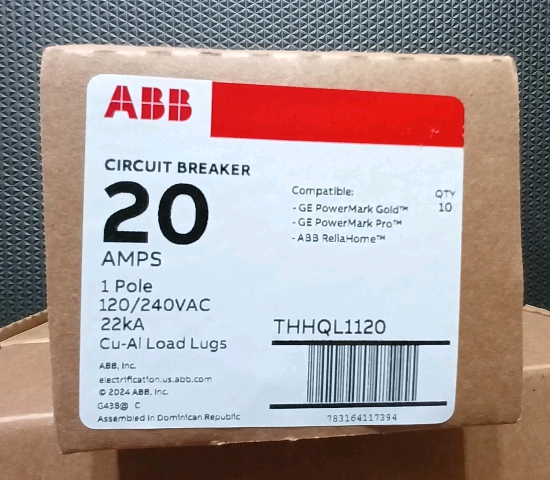 BOX OF 10 GE THHQL1120 QLine Plug In Circuit Breaker 20 Amp SP  120/240V 22K