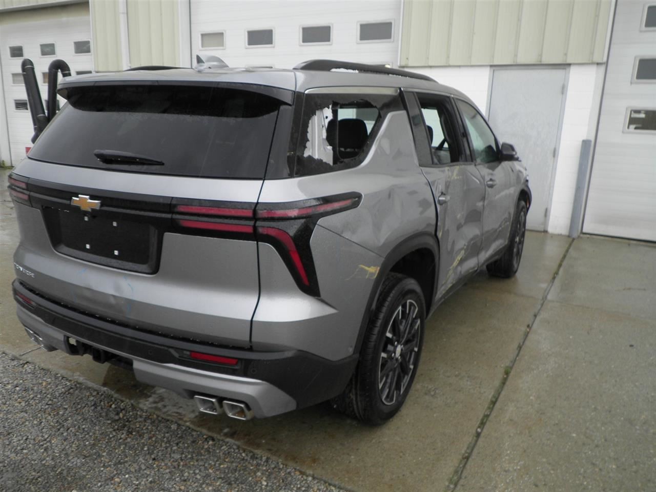 2026 Traverse LT 2.5L Upper Air Shutter 26565433