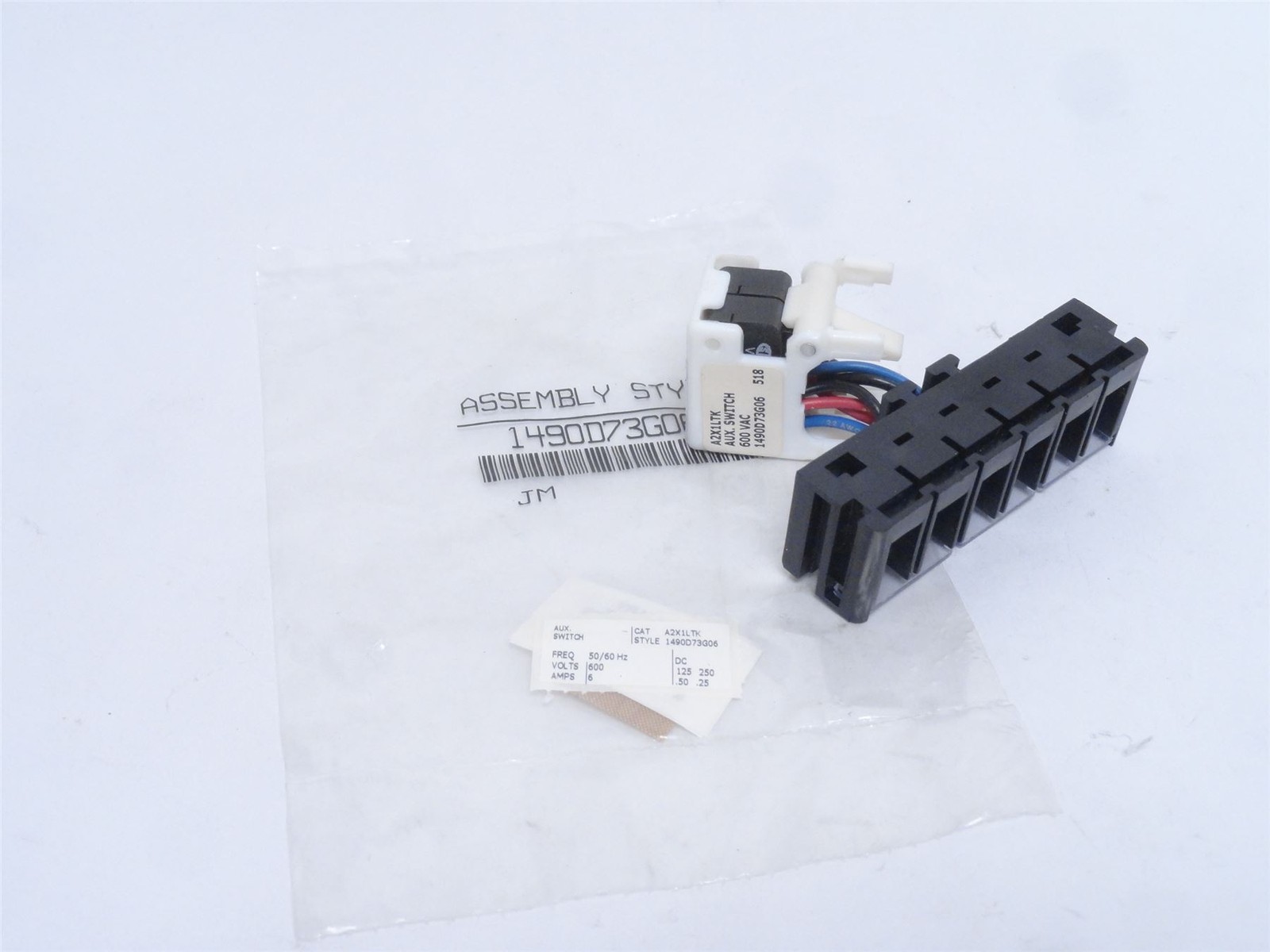 252235 New-No Box; Eaton A2X1LTK Aux-Switch 1490D73G06; 2-NO; 2-NC; 6A; 600V