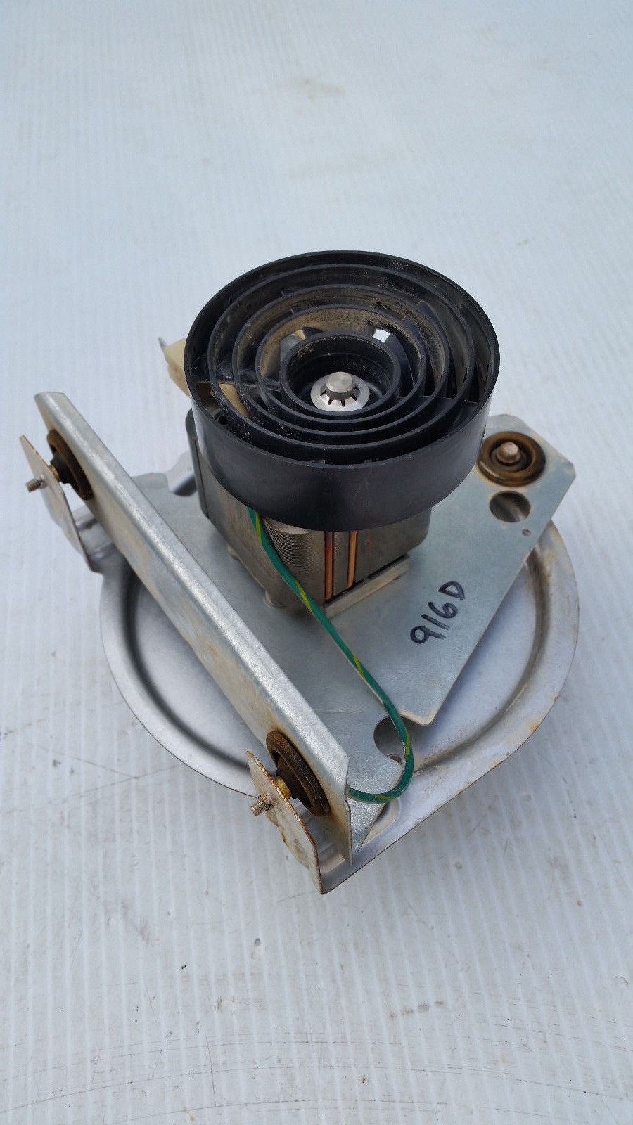Draft Inducer Blower Jakel J238-150-1571     HC21ZE117A