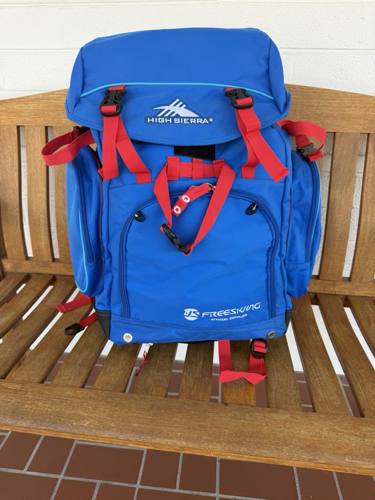 USA - FREE SKIING -ATHLETES - BACKPACK / - HIGH SIERRA / HUGE IN SIZE