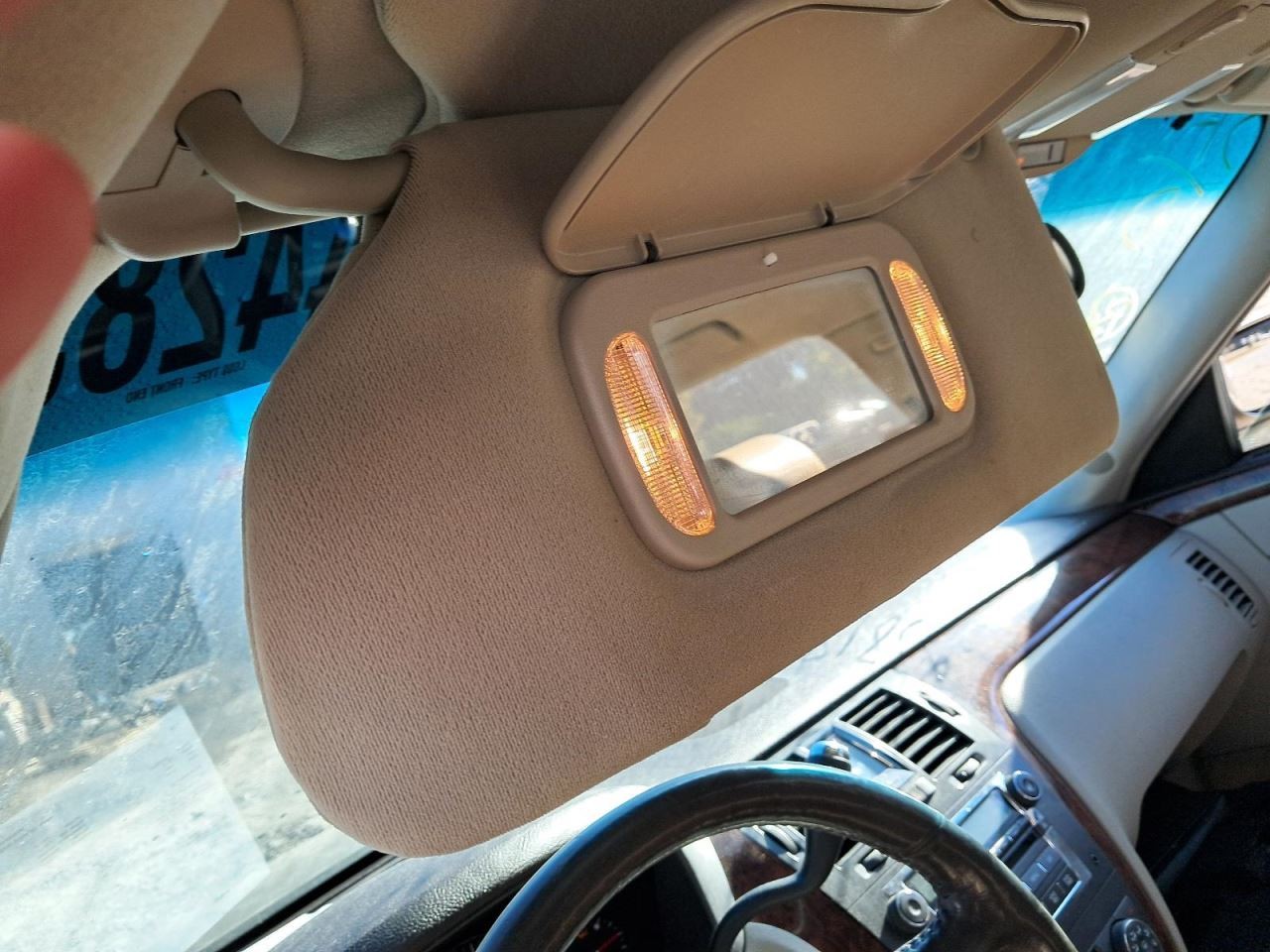 DTS 2007 Glove Box 4830433