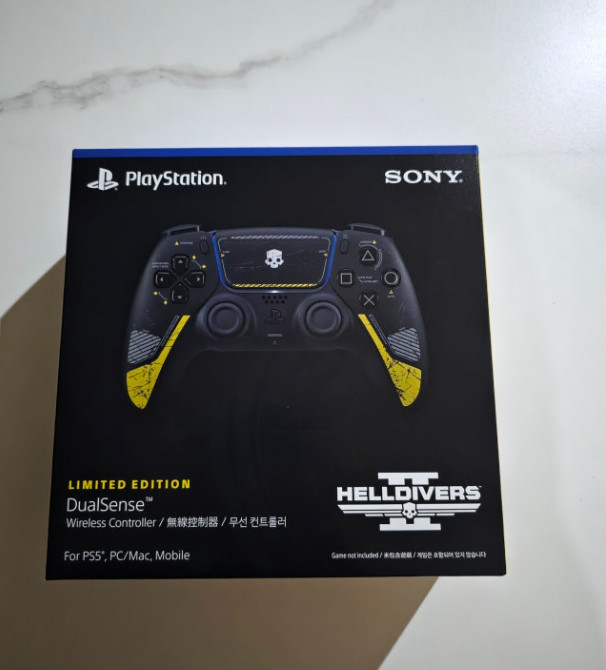 Sony PlayStation 5 DualSense Wireless Controller Helldivers 2 Limited Edition