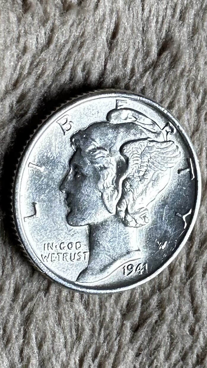 1941 D Mercury Dime Circulated 90% SILVER Denver Mint NICE SPLIT BANDS