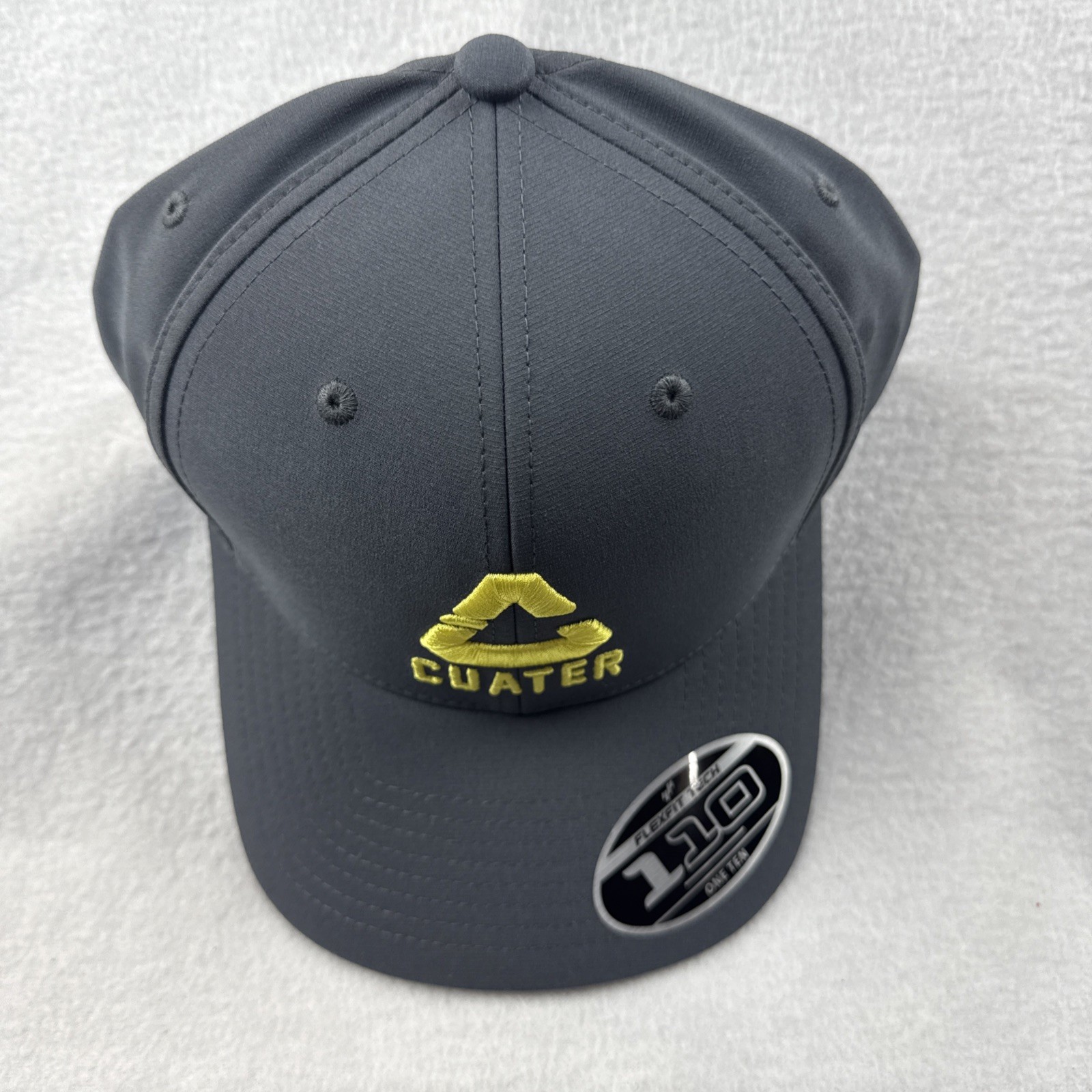 Travis Mathew Cuater Golf Flexfit Tech 110 I One Ten Gray Yellow Snapback NWT
