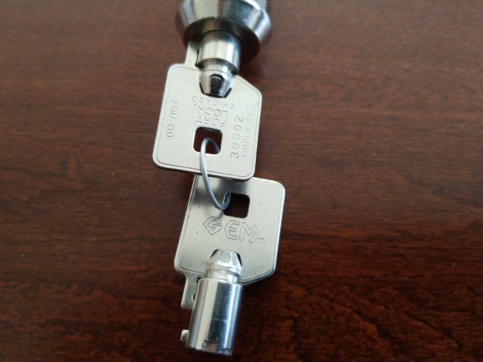 Gem Fort Lock Tubular Electronic Security 2-Wire Switch Lock w/ Two Coded Keys