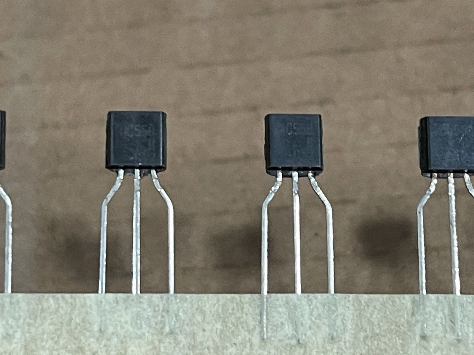 BC558BTA TRANSISTOR PNP 30V 0.1A TO92-3 FORMED LEADS FAIRCHILD (LOT OF 50)