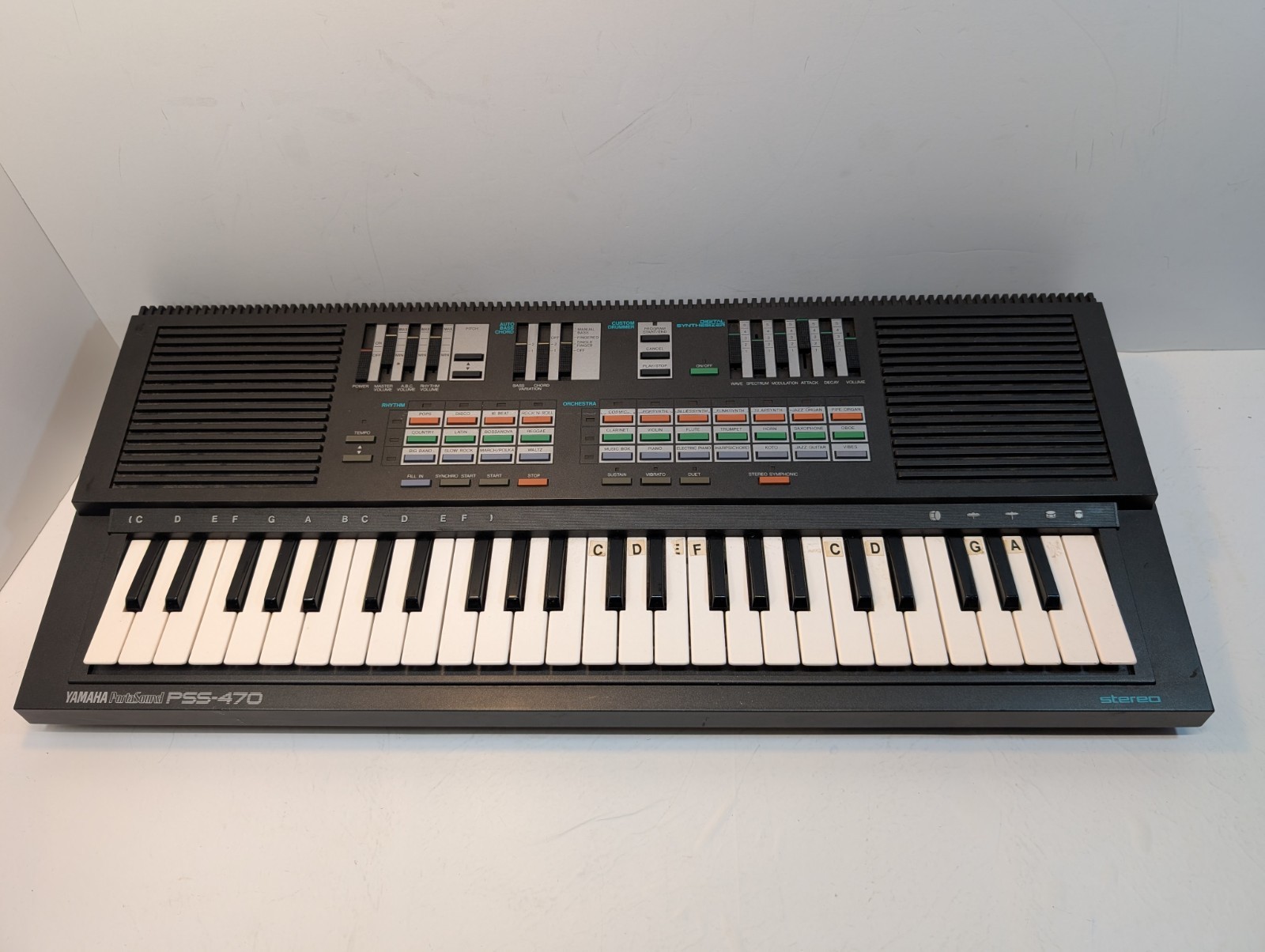 YAMAHA PortaSound PSS-470 Electronic Keyboard Synthesizer - Works