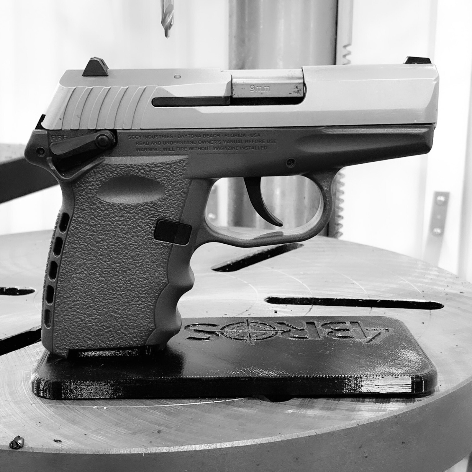 4Bros Subcompact Pistol Stand