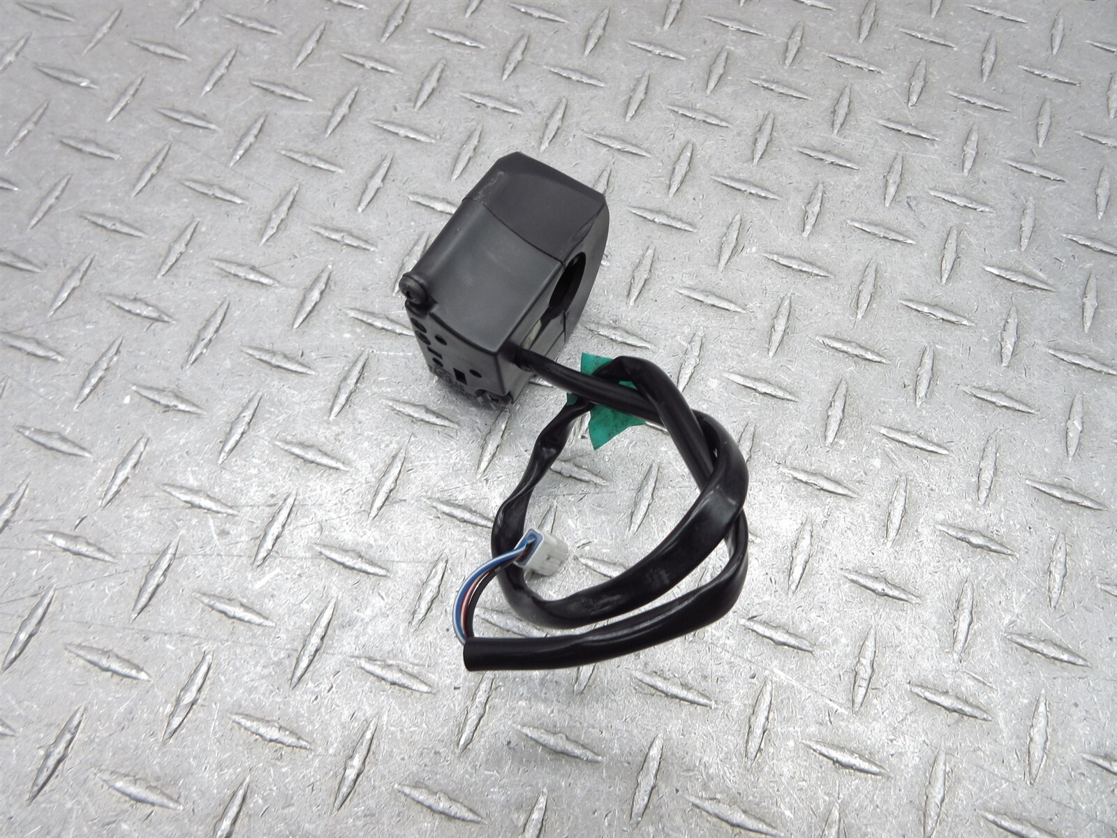 2011 11-13 Ducati Monster 796 Right Handlebar Control Switch Handle Bar Button