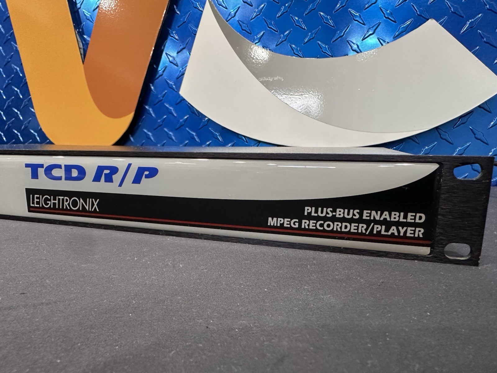 LEIGHTRONIX TCD R/P Plus-Bus Enabled MPEG Recorder / Player