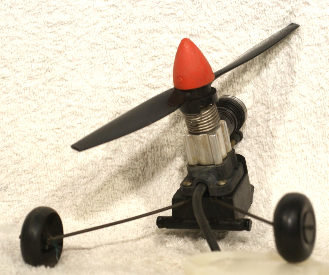 Thimble Drome .049 on PT-19 firewall w/ Propeller & Wheels, Exc+++, low milage