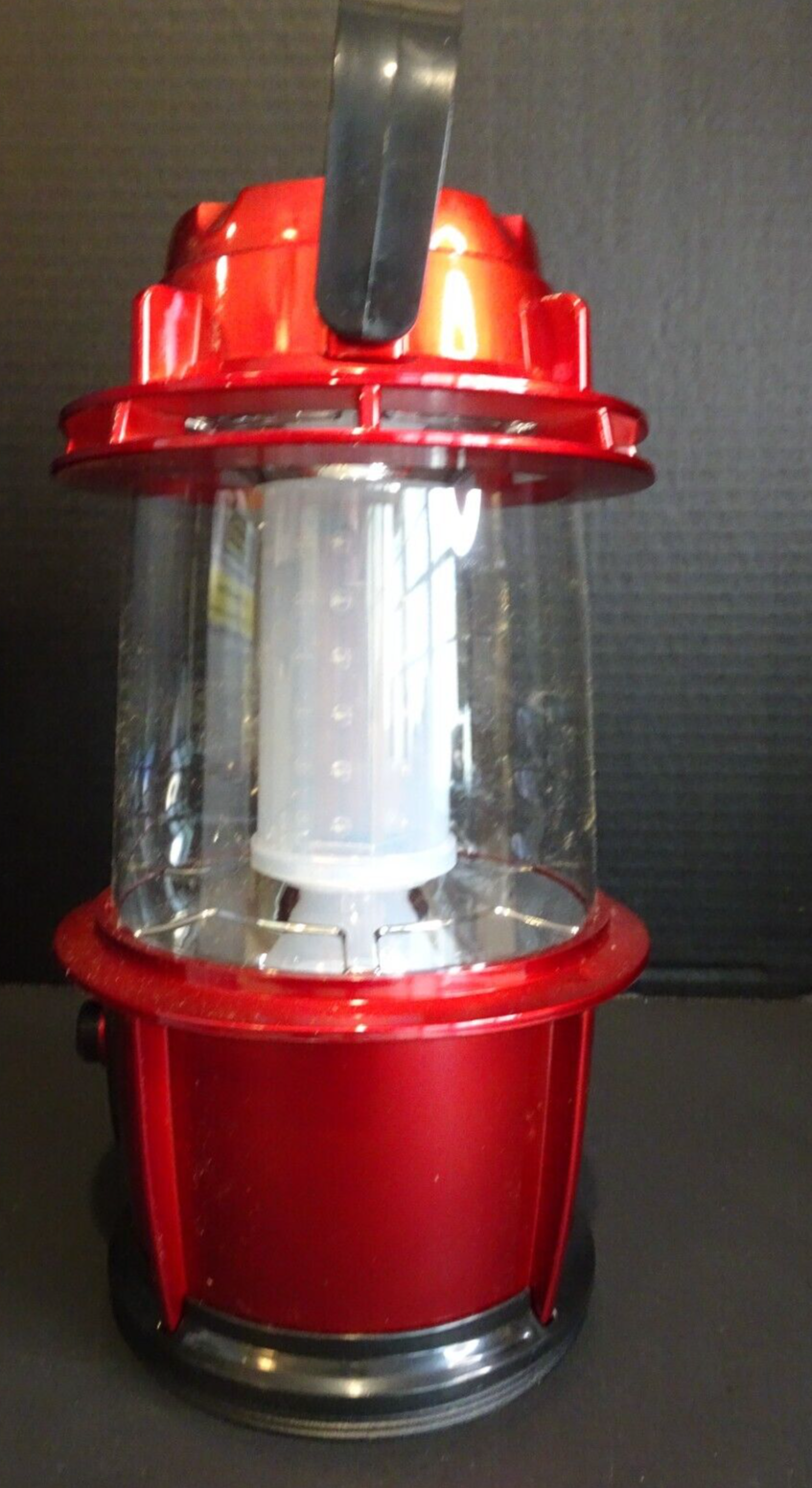 Defiant 30 LED Lantern With Dimmer and Box
