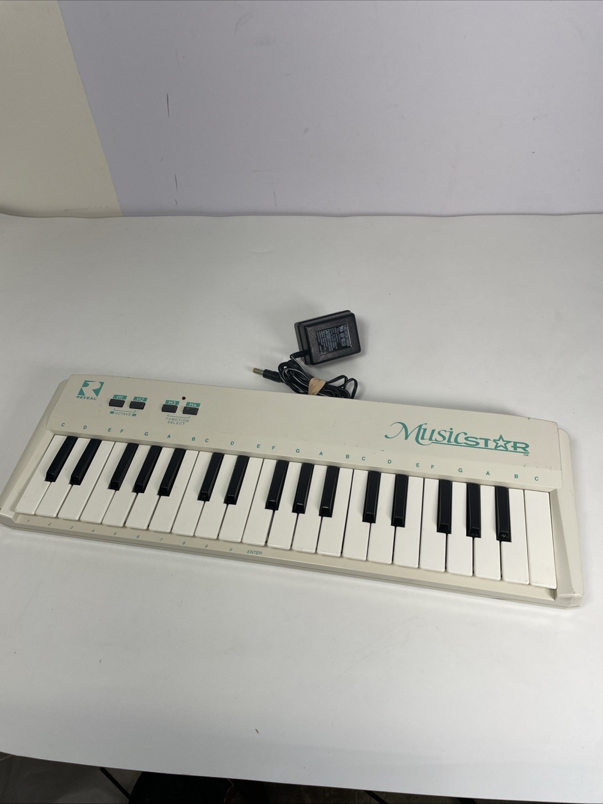 Reveal MusicStar MKB02 PC Computer Multimedia Music System Keyboard Piano Tested