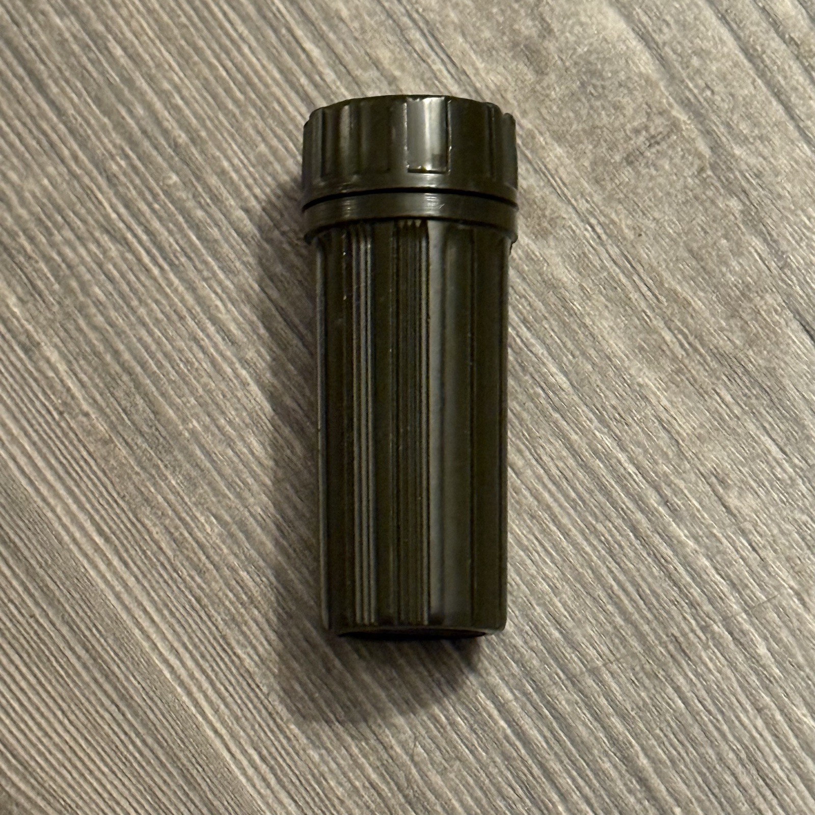 Vintage Military Match Safe U.S. 2 7/8" Match Holder Dark green no flint
