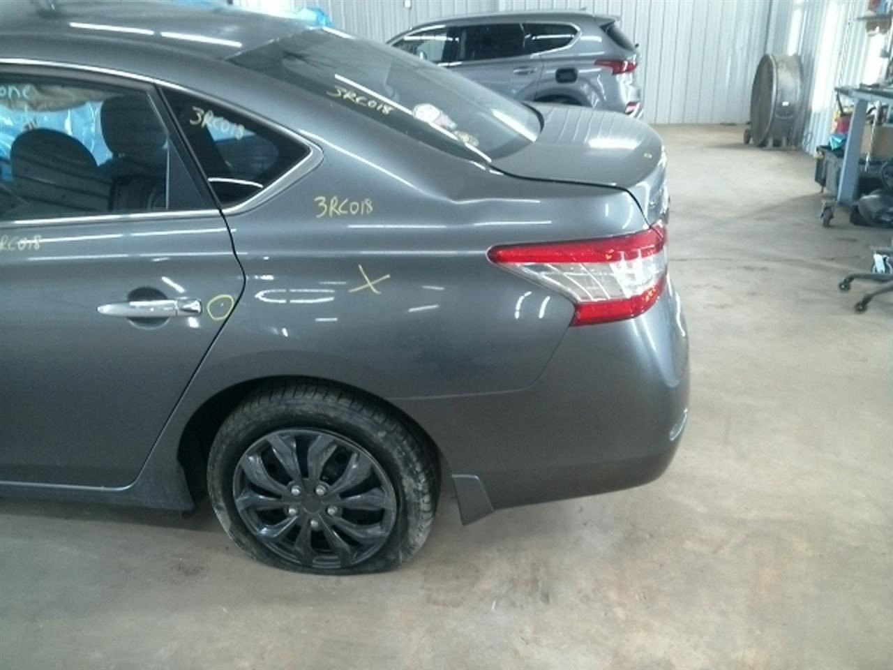 Driver Left Front Spindle/Knuckle Fits 11-25 LEAF 104814740