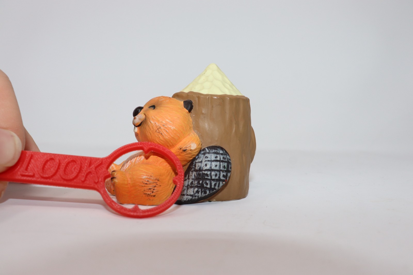 1982 Enesco Critter Sitters Orange Beaver Pencil Sharpener