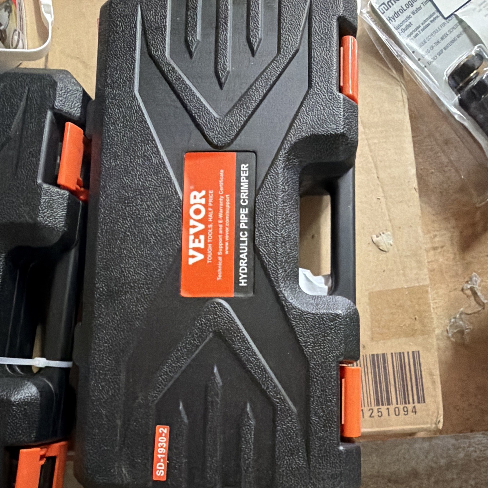 VEVOR SD-1930-2 Hydraulic PEX Pipe Crimper Kit w/ Case Manual 3/8-1in