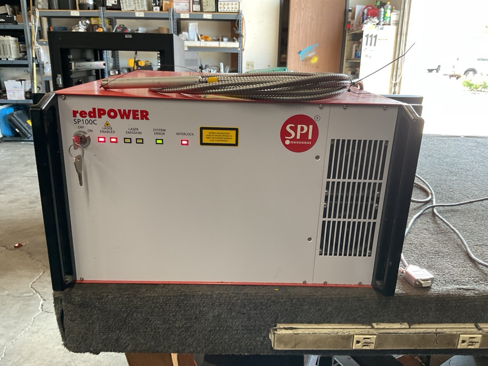 SPI redPOWER SP100C 100W Fiber Laser Source Powers On SP-100C-0013 Red Power