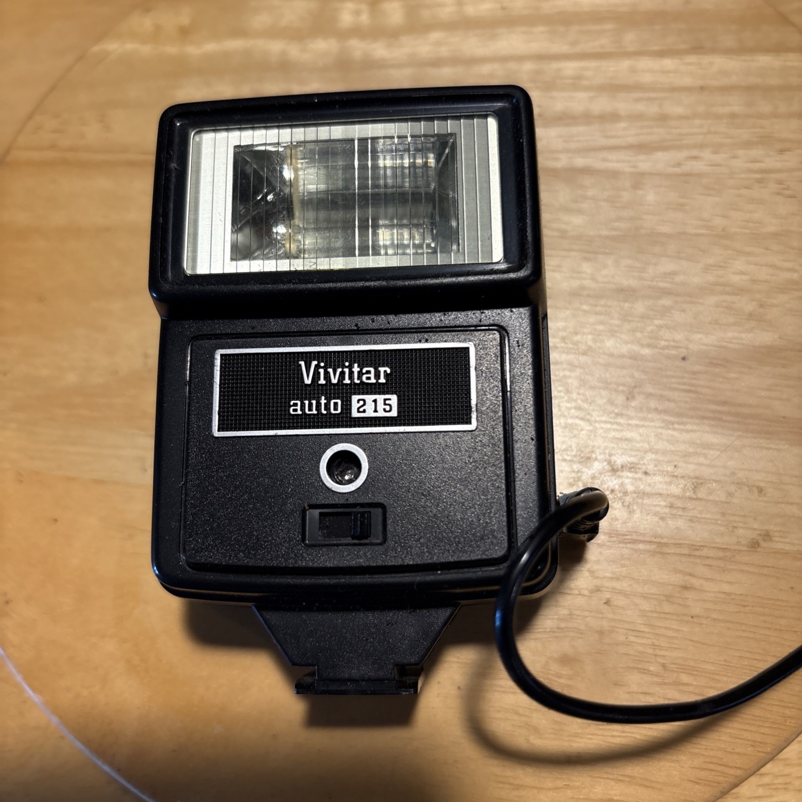 VIVITAR Auto 215 Shoe Mount Flash UNTESTED