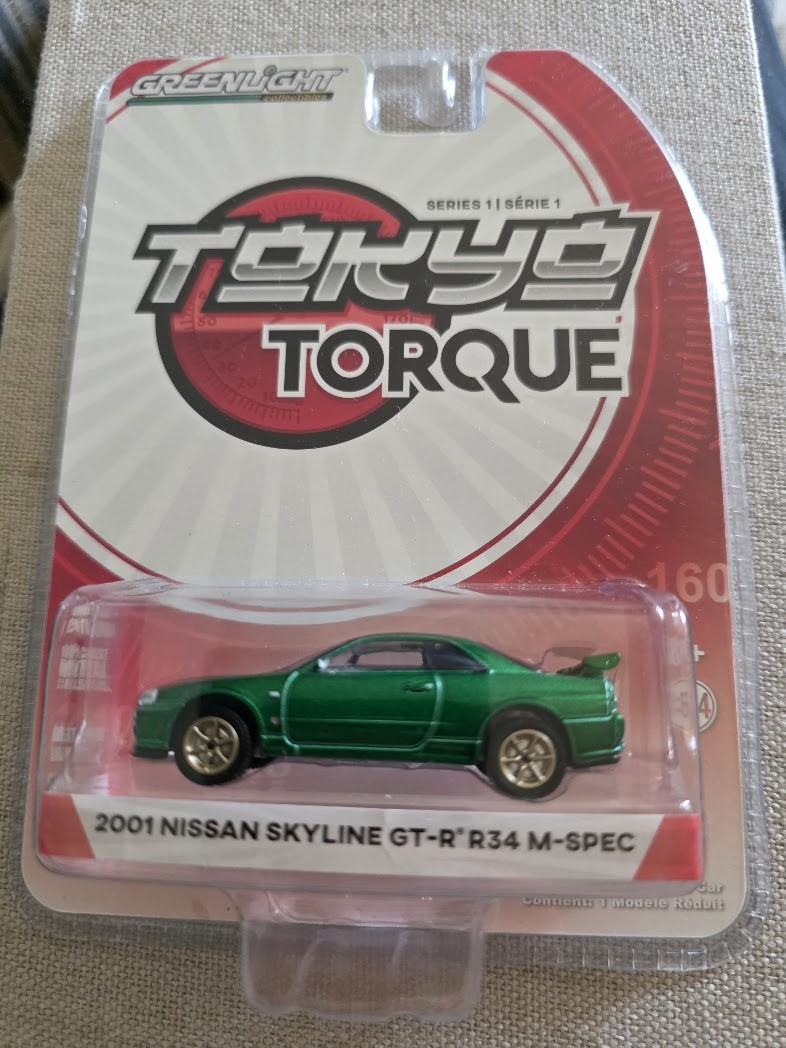 GREENLIGHT 1:64 TOKYO TORQUE 1 2001 NISSAN SKYLINE GT-R (R34) GREEN CHASE CAR