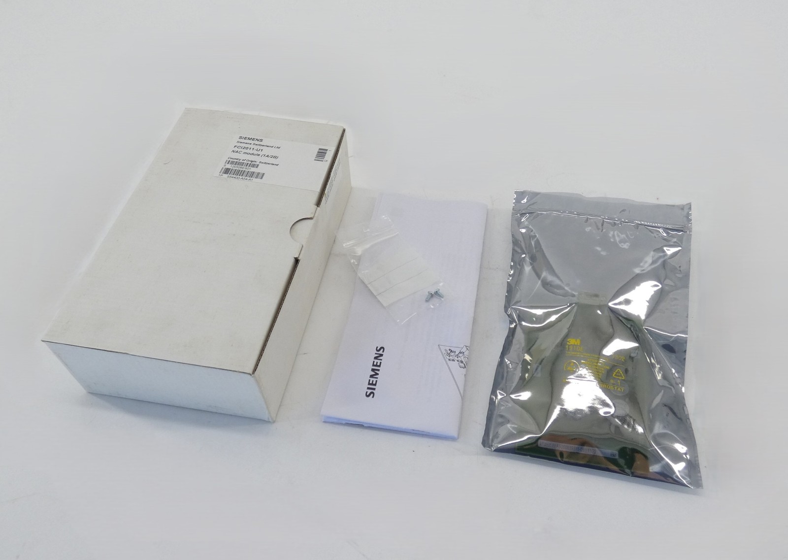 Siemens FCI2011-U1 NAC Expansion Module - NEW Surplus!