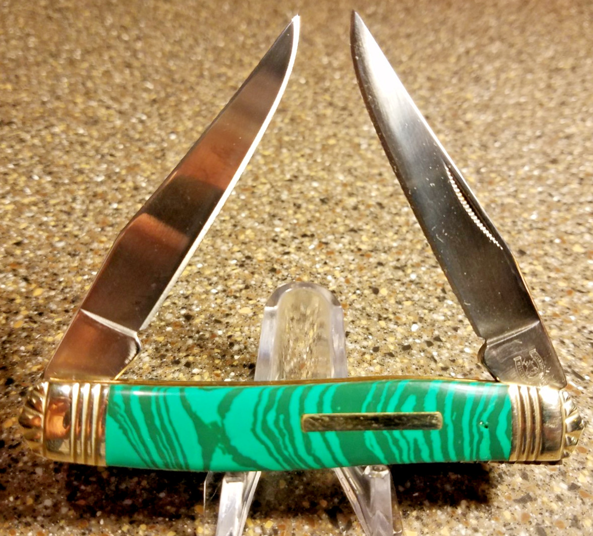 Rough Rider RR683, Green Malachite SynthStone Muskrat, 3-7/8", 4-Blades, BLEMISH